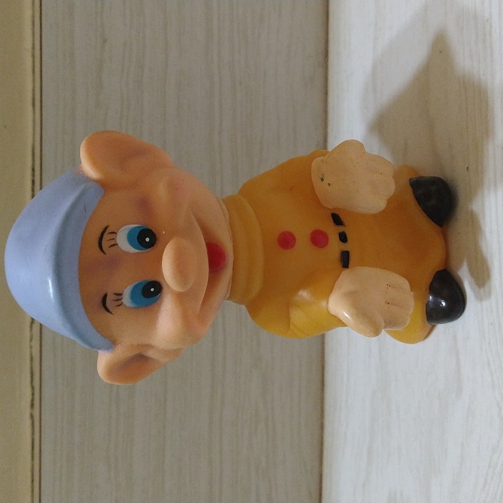 Vintage Snow White & The Seven Dwarfs "Dopey" Squeaky Toy Rubber Figure